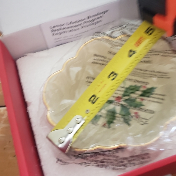 Lenox small  oval fluted dish - Picture 4 of 4